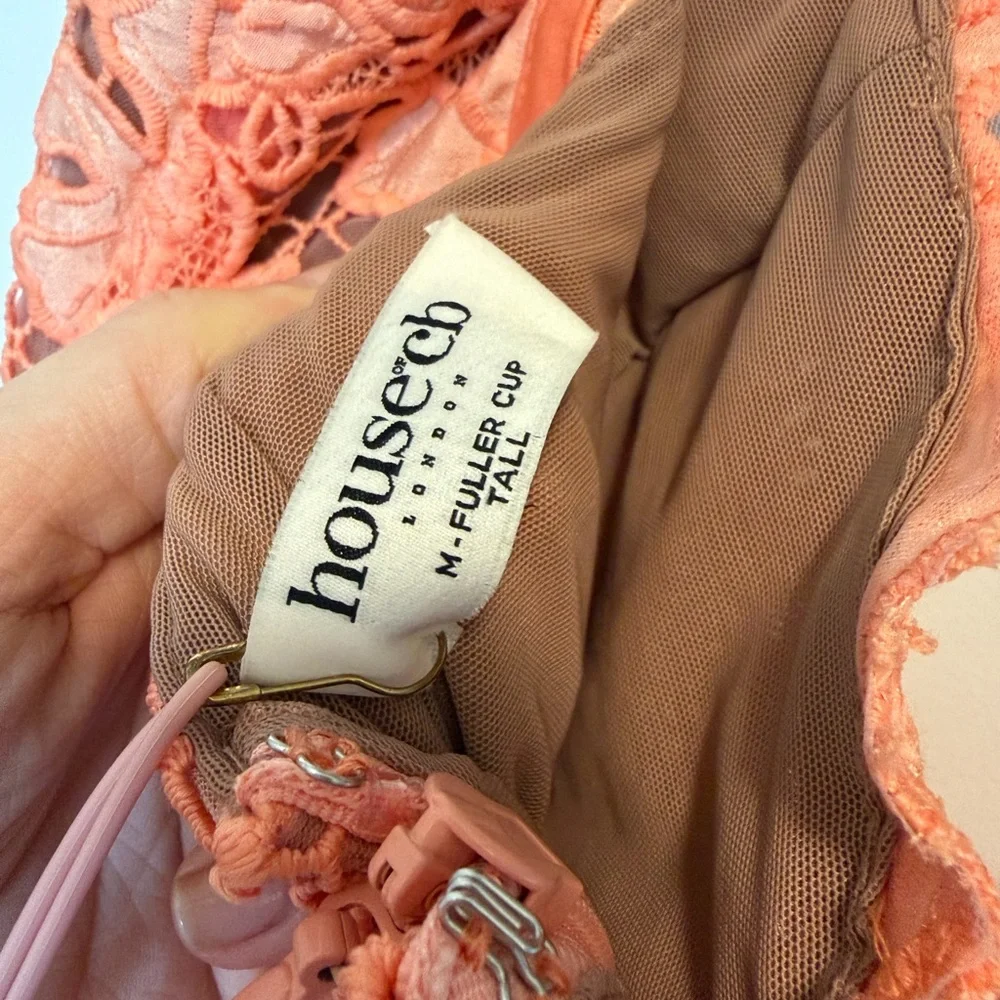 House of CB Ilayda Lace Dress in Orange NWT M Tall Fuller Bust - Picture 5 of 5